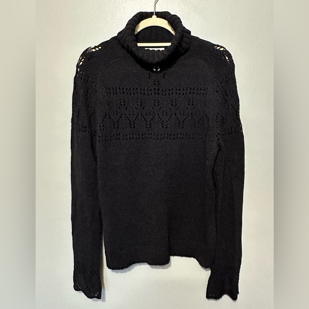 Covington Pullover Turtleneck Sweater Black Pretty Cutout Design Large EUC!!